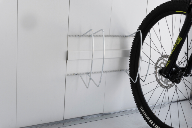 Neo cykelholder til haveskur