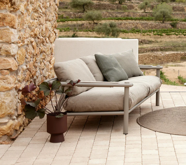 Sticks 2-personers sofa, teaktræ - flere pudevalg