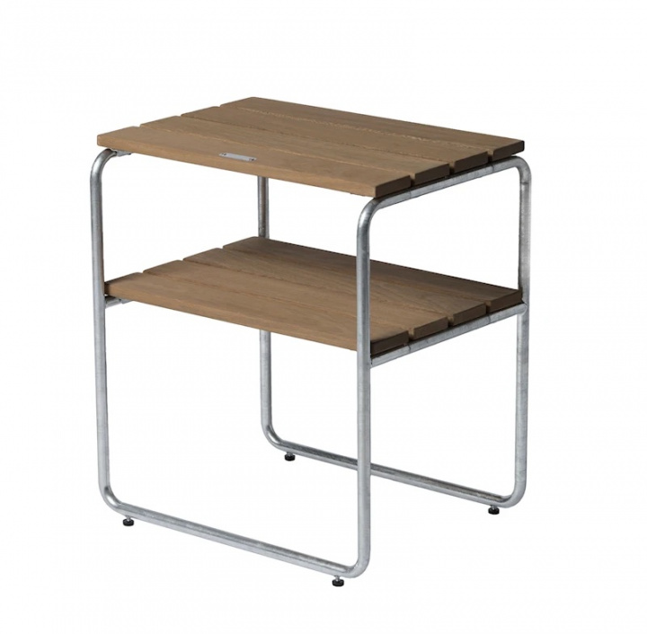 Sidebord L45 - oliebehandlet eg/varmgalvaniseret stativ i gruppen Udendørs møbler / Materiale / Hårdtræsmøbler / Bord - Hardwoodmøbler hos Sommarboden i Höllviken AB (1019883)