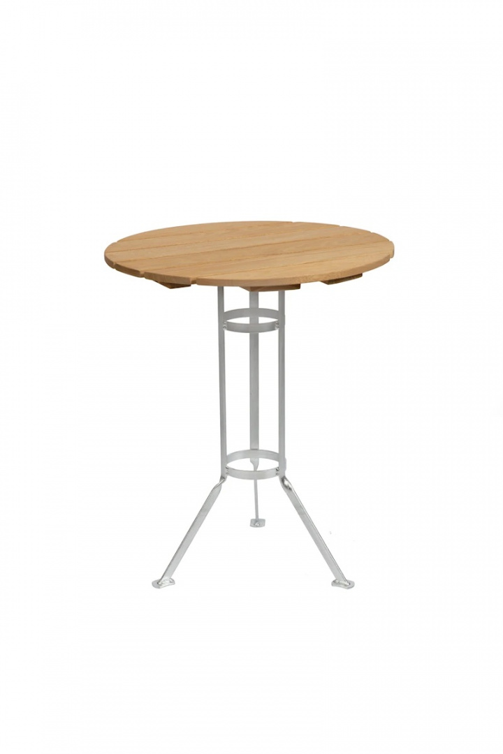 Bryggeri trefodsbord - oliebehandlet eg/varmgalvaniseret stativ i gruppen Udendørs møbler / Bord / Cafébord hos Sommarboden i Höllviken AB (10254)