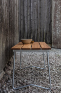 Bænk 9 - ubehandlet teak/varmgalvaniseret stativ