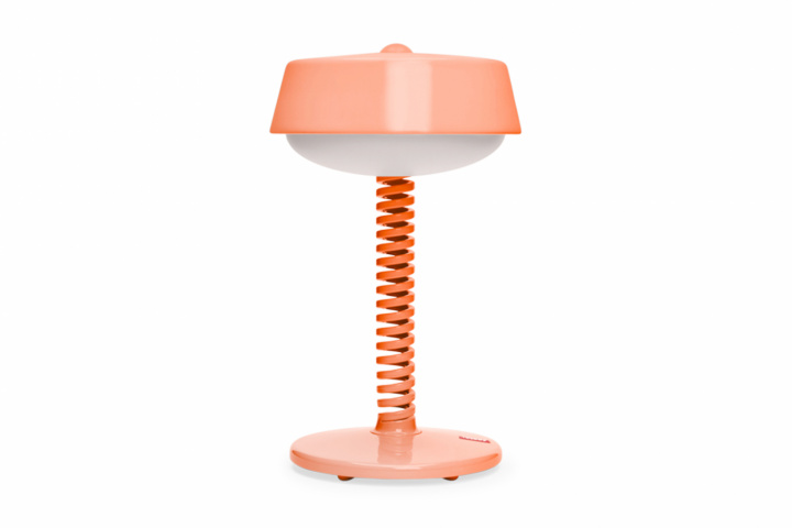 Bellboy Table Lamp - Cherry Glow i gruppen Indretning / Dekoration / Belysning hos Sommarboden i Höllviken AB (105832-FB)
