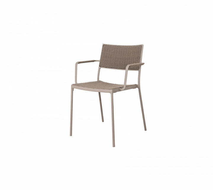 Less stol m/armstöd stapelbar - taupe i gruppen Udendørs møbler / Materiale / Aluminiummøbler / Stole - Aluminiumsmøbler hos Sommarboden i Höllviken AB (11430ATROT)