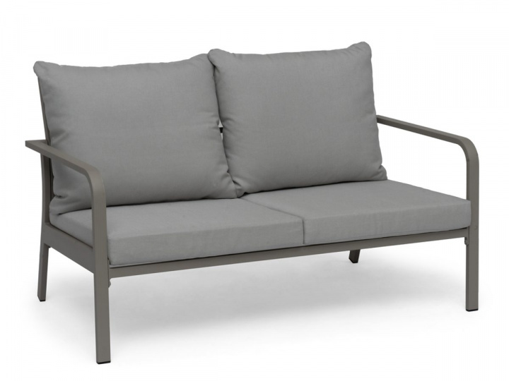 Hånger 2-personers sofa - sand/fjergrå i gruppen Udendørs møbler / Loungemøbler / Loungemoduler / 2-sæders sofa - loungemoduler hos Sommarboden i Höllviken AB (2058012053)