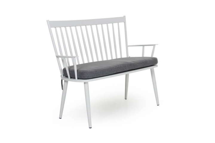 Alvenena 2 -sits sofa med pude - hvid i gruppen Udendørs møbler / Slap af / Bænke & Sofaer hos Sommarboden i Höllviken AB (3403-50-71)