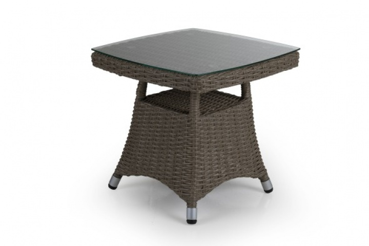 Ashfield Side Table 50x50 cm - Beige/glas i gruppen Udendørs møbler / Materiale / Kunstrattanmøbler hos Sommarboden i Höllviken AB (3758-20)