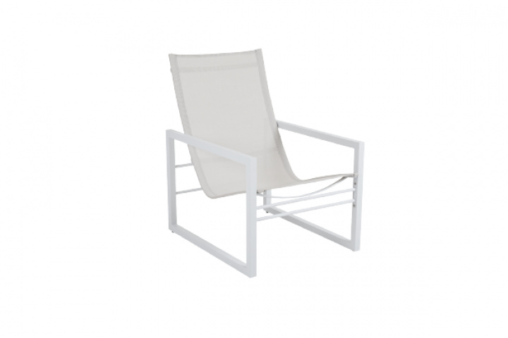 Vevi Highchair - White/Offwhite Textilene i gruppen Udendørs møbler / Tilbehør ude / Børnemøbler hos Sommarboden i Höllviken AB (4048-05-51)