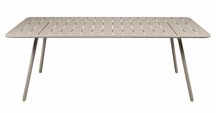 Luxembourg Tabel 207x100 cm - muskatnød i gruppen Udendørs møbler / Materiale / Aluminiummøbler / Spisebord - Aluminiummøbler hos Sommarboden i Höllviken AB (413214)