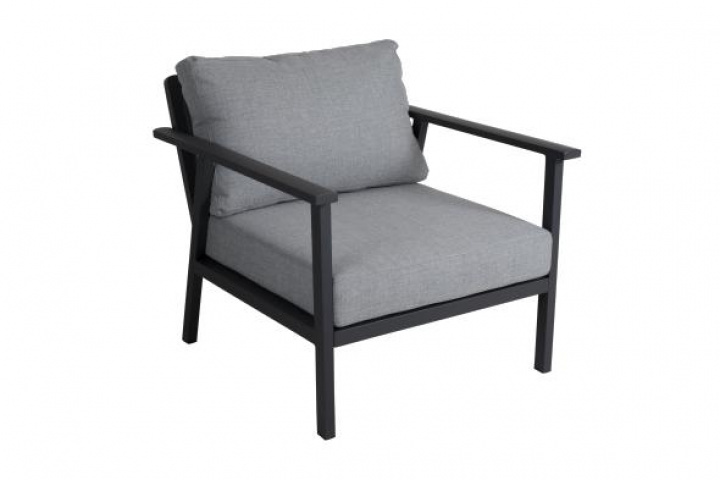 Samvaro Lounge stol - Antracit/perle grå pude i gruppen Udendørs møbler / Materiale / Aluminiummøbler / Loungemøbler - Aluminiummøbler hos Sommarboden i Höllviken AB (4151-73-07)