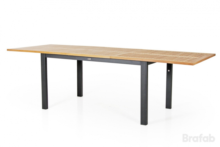 Lyon spisebord teak 194-252x92 cm - sort i gruppen Udendørs møbler / Materiale / Aluminiummøbler / Spisebord - Aluminiummøbler hos Sommarboden i Höllviken AB (4742-8)