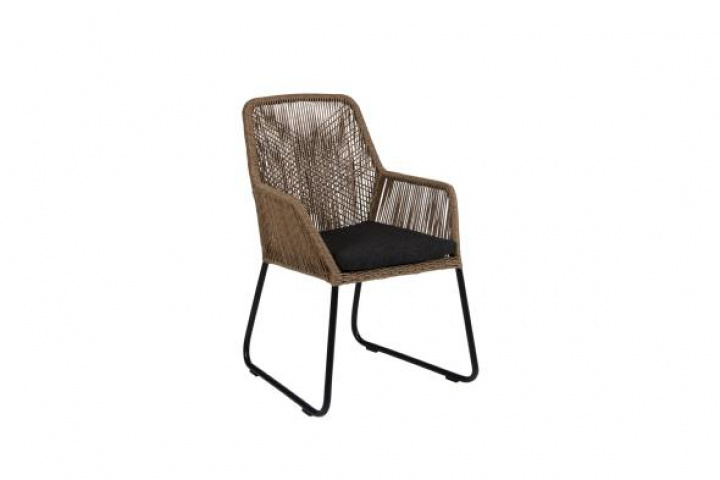 Midway Frame Chair KD - Lysebrun/sort pude i gruppen Udendørs møbler / Stole & Havestole / Stole med armlæn hos Sommarboden i Höllviken AB (5032-8-61-81)