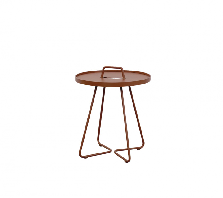 On-the-move sidebord, lille – desert red i gruppen Udendørs møbler / Bord / Sofabord & Sidebord hos Sommarboden i Höllviken AB (5065ADRE)
