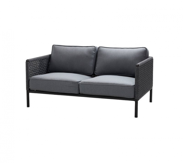 Encore 2-sits soffa - dark grey/lava grey ram i gruppen Udendørs møbler / Loungemøbler / Loungemoduler / 2-sæders sofa - loungemoduler hos Sommarboden i Höllviken AB (5571ALAIG)