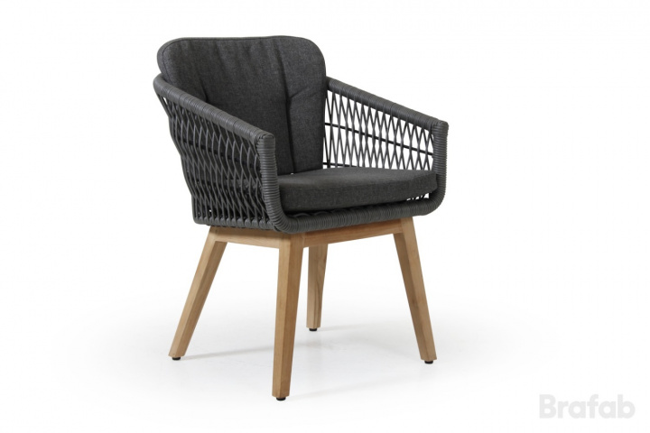 Kenton karmstol - grå med grå pude i gruppen Udendørs møbler / Materiale / Kunstrattanmøbler / Stole - Kunstrottingmøbler hos Sommarboden i Höllviken AB (5851-07-73)