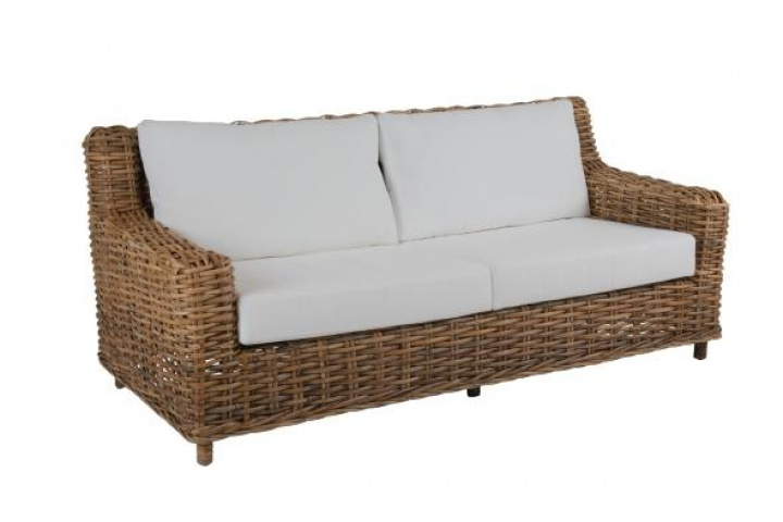 Rossvik 2,5-sæders sofa med pude - natur/offwhite i gruppen Udendørs møbler / Materiale / Rådne møbler / Lounge - Rådne møbler hos Sommarboden i Höllviken AB (5963-2)