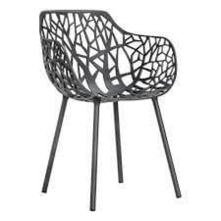Skov karmstol - metallisk grå i gruppen Udendørs møbler / Materiale / Aluminiummøbler / Stole - Aluminiumsmøbler hos Sommarboden i Höllviken AB (6500-9)