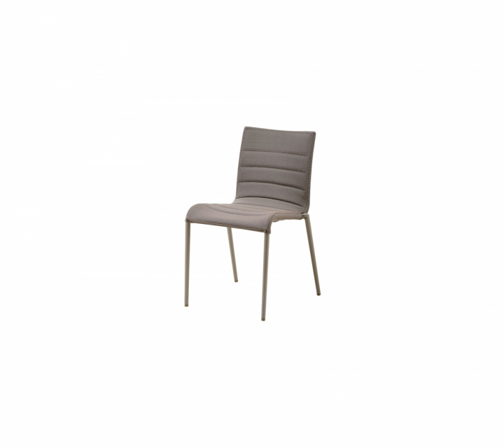 Core stol u/armstöd stapelbar - taupe i gruppen Udendørs møbler / Stole & Havestole / Stole uden armlæn hos Sommarboden i Höllviken AB (8433AITT)