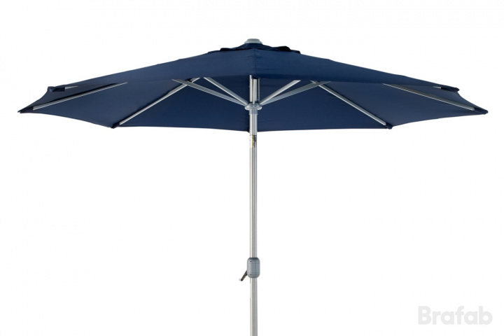 Andria parasol vipperbar Ø 3 - sølv/blå i gruppen Udendørs møbler / Solbeskyttelse / Parasoller hos Sommarboden i Höllviken AB (8901-1)