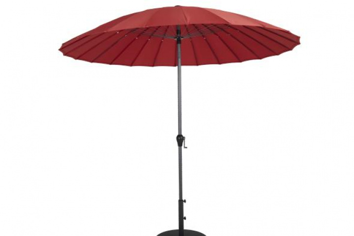 Shanghai parasol tiltbar Ø 2.7 m alu - Antracit/rød i gruppen Udendørs møbler / Solbeskyttelse / Parasoller hos Sommarboden i Höllviken AB (8904-4)