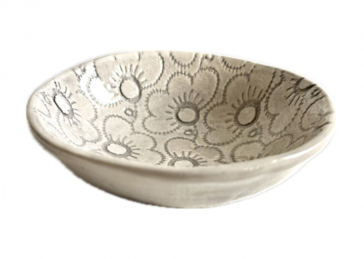 Salt skål Ø 9 cm - warm grey i gruppen Indretning / Køkken & Dækning / Fedt, tallerkener & skåle hos Sommarboden i Höllviken AB (90010094-WW)