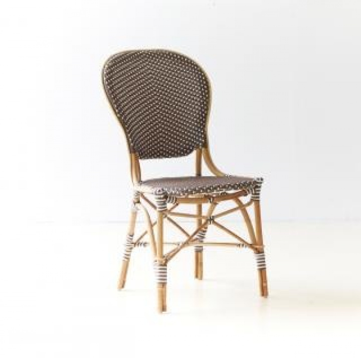 Isabell Rattan Chair - Cappuchino/White i gruppen Udendørs møbler / Materiale / Rådne møbler / Stole - Rattanmøbler hos Sommarboden i Höllviken AB (9180WHCP)