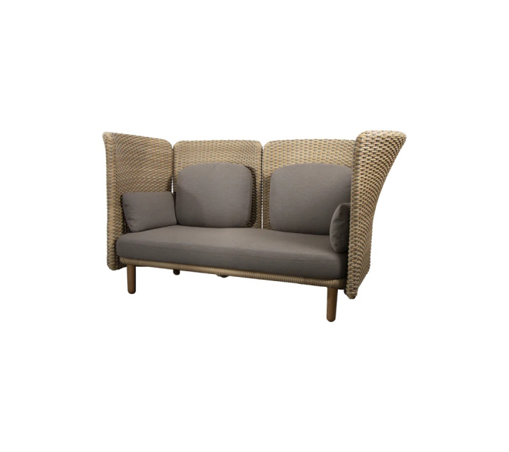 Arch 2-sits sofa med høje arm/rygglæn - natural/taupe hynder i gruppen Udendørs møbler / Loungemøbler / Loungegrupper / Færdige pakker hos Sommarboden i Höllviken AB (ARCH7)