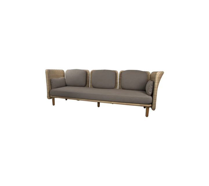 Arch 3-personers sofa med lavt arm/rygglæn - natural/taupe hynder i gruppen Udendørs møbler / Loungemøbler / Loungegrupper / Færdige pakker hos Sommarboden i Höllviken AB (ARCH8)