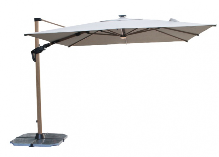 Vitalina LED fritstående parasol wood-look Ø 3,5 cm - natur/sand i gruppen Udendørs møbler / Solbeskyttelse / Parasoller hos Sommarboden i Höllviken AB (B2235-W-OLF13)