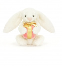 Bashful Bunny med present