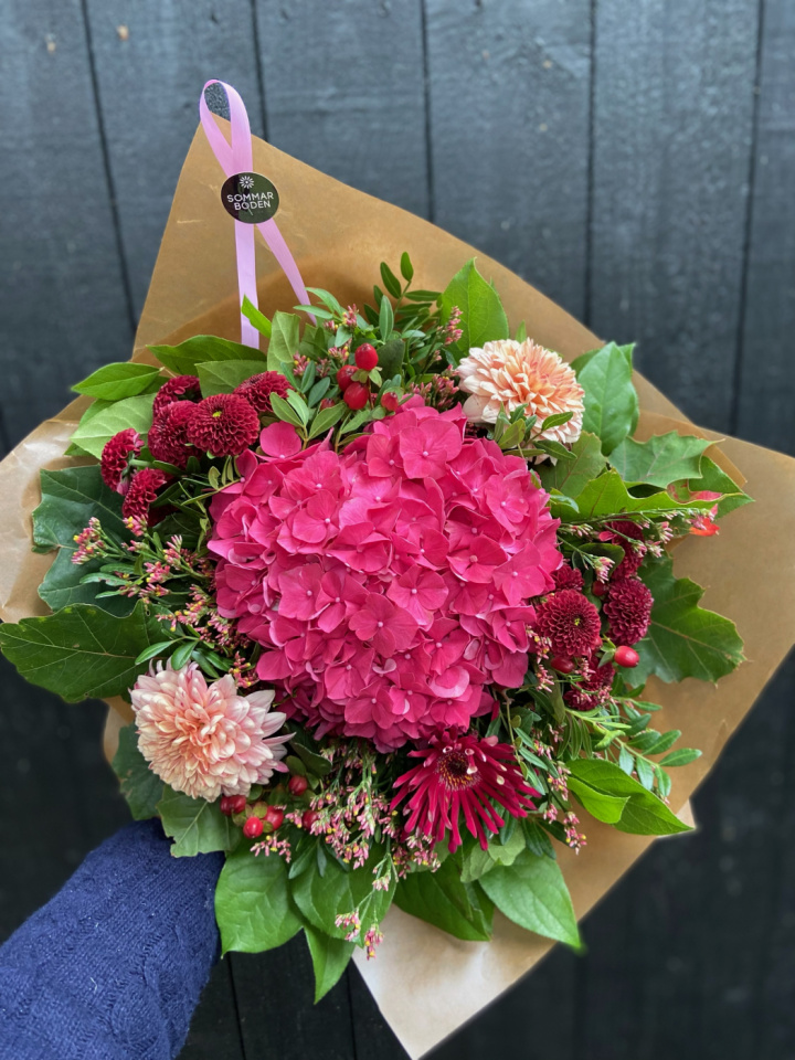 Efterårskonjunktion i gruppen Blomster hos Sommarboden i Höllviken AB (Bukett-hostfagring-SET)