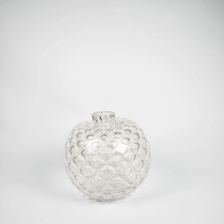 Pavona vase H16 cm - klar i gruppen Indretning / Dekoration / Vaser hos Sommarboden i Höllviken AB (DS016130)